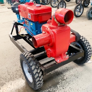 Agricultural small self-priming pump truck