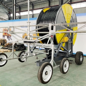 Roll disk rotating folding truss